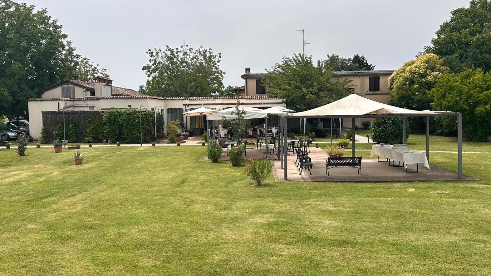 Agriturismo Il Borghetto Crespellano ภายนอก รูปภาพ